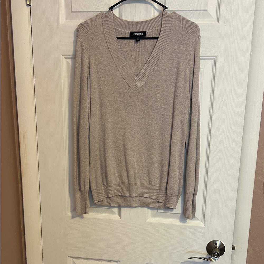 Express V-Neck Sweater - Light Gray